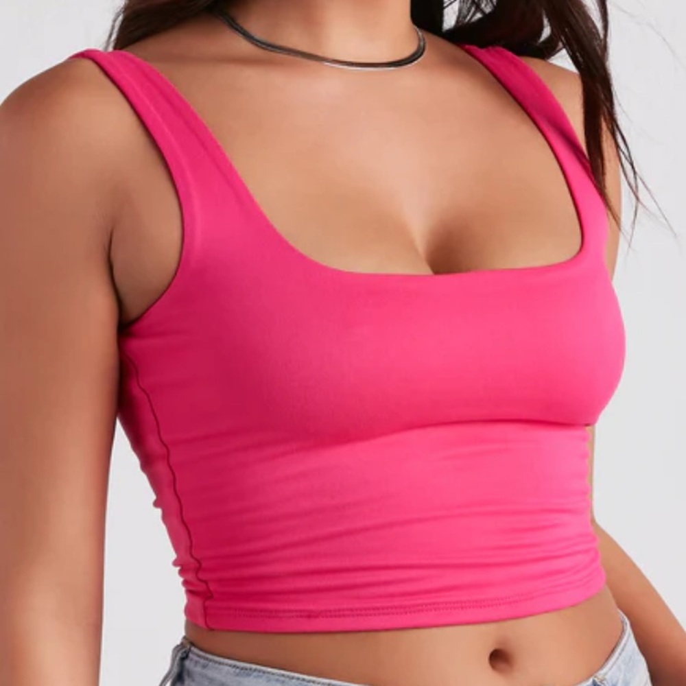 NWT Windsor Double Duty Cropped Tank fuchsia
